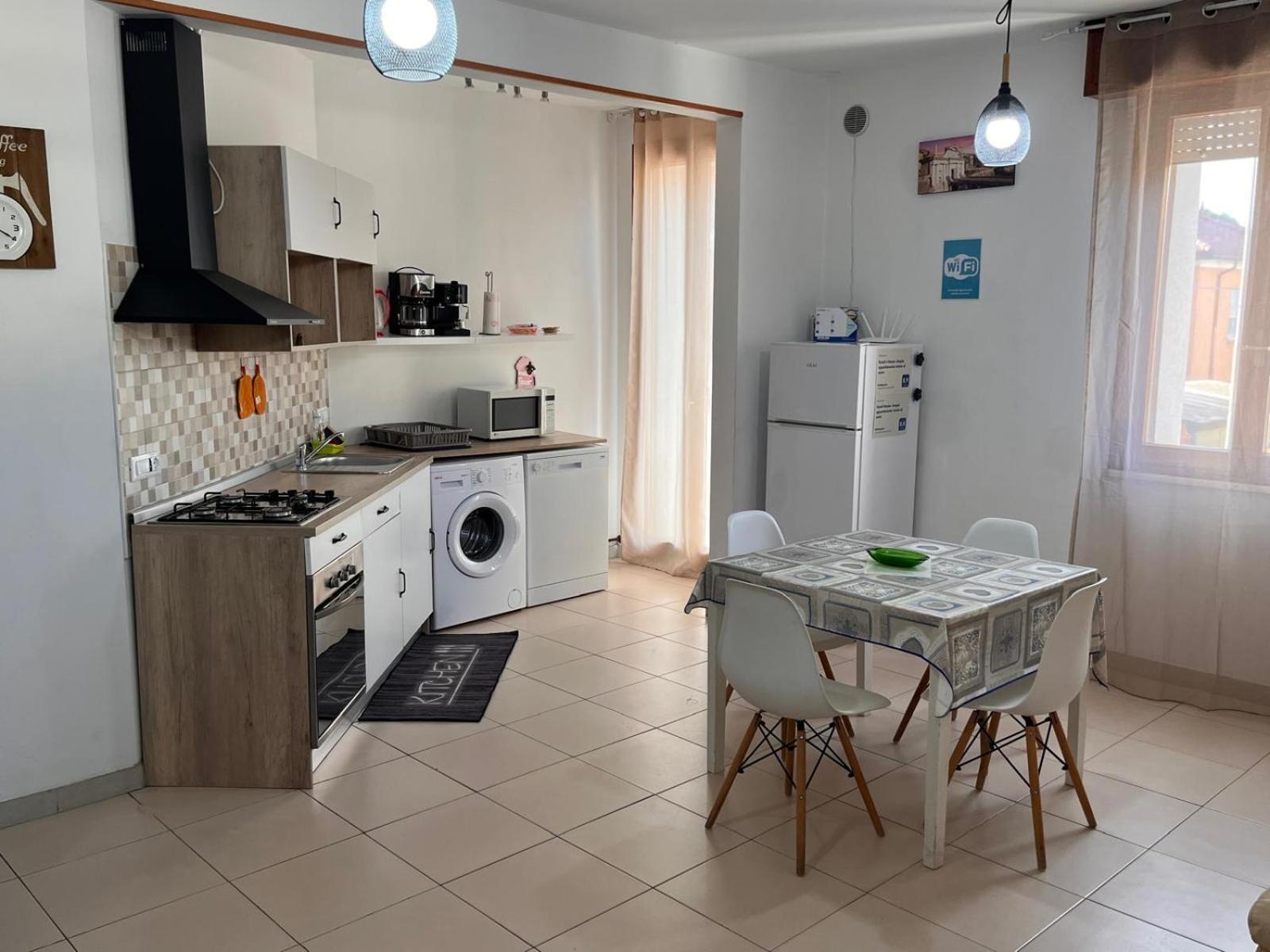 Good House- Ampio Appartamento Vicino Al Mare Rimini Exterior photo